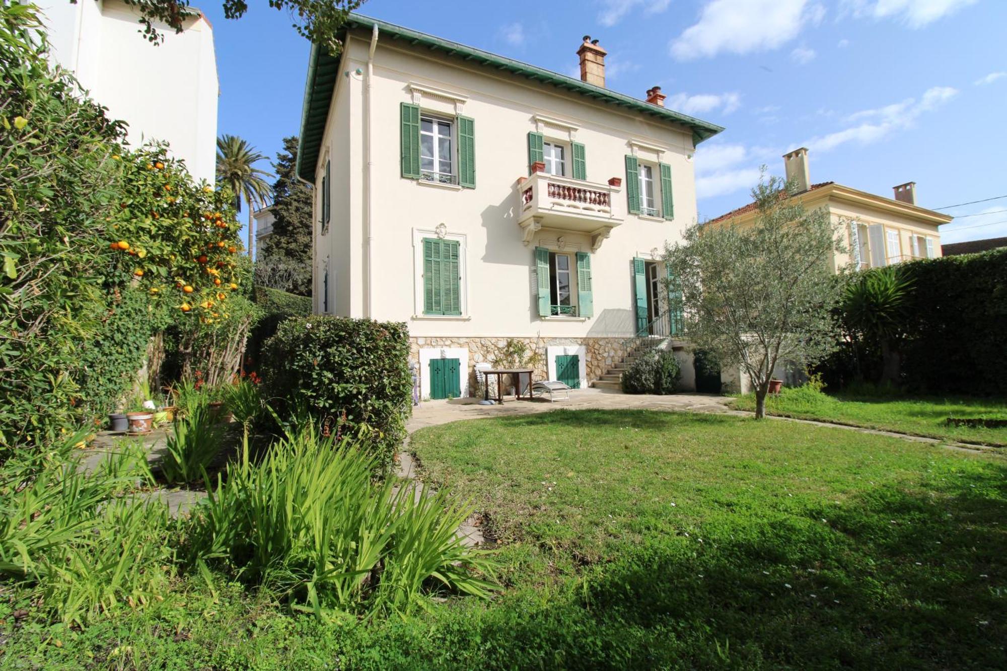 Villa Cottage Reine, Rc Jardin Cannes Eksteriør billede