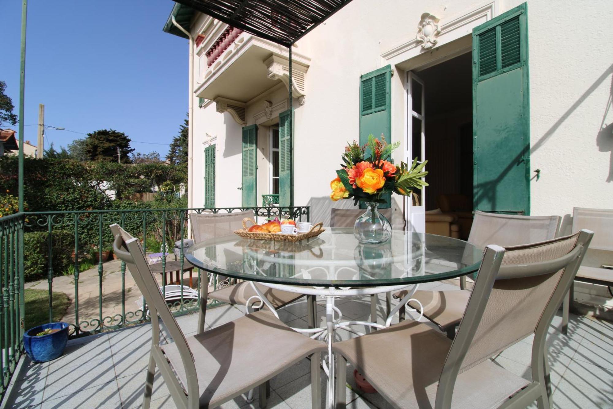 Villa Cottage Reine, Rc Jardin Cannes Eksteriør billede